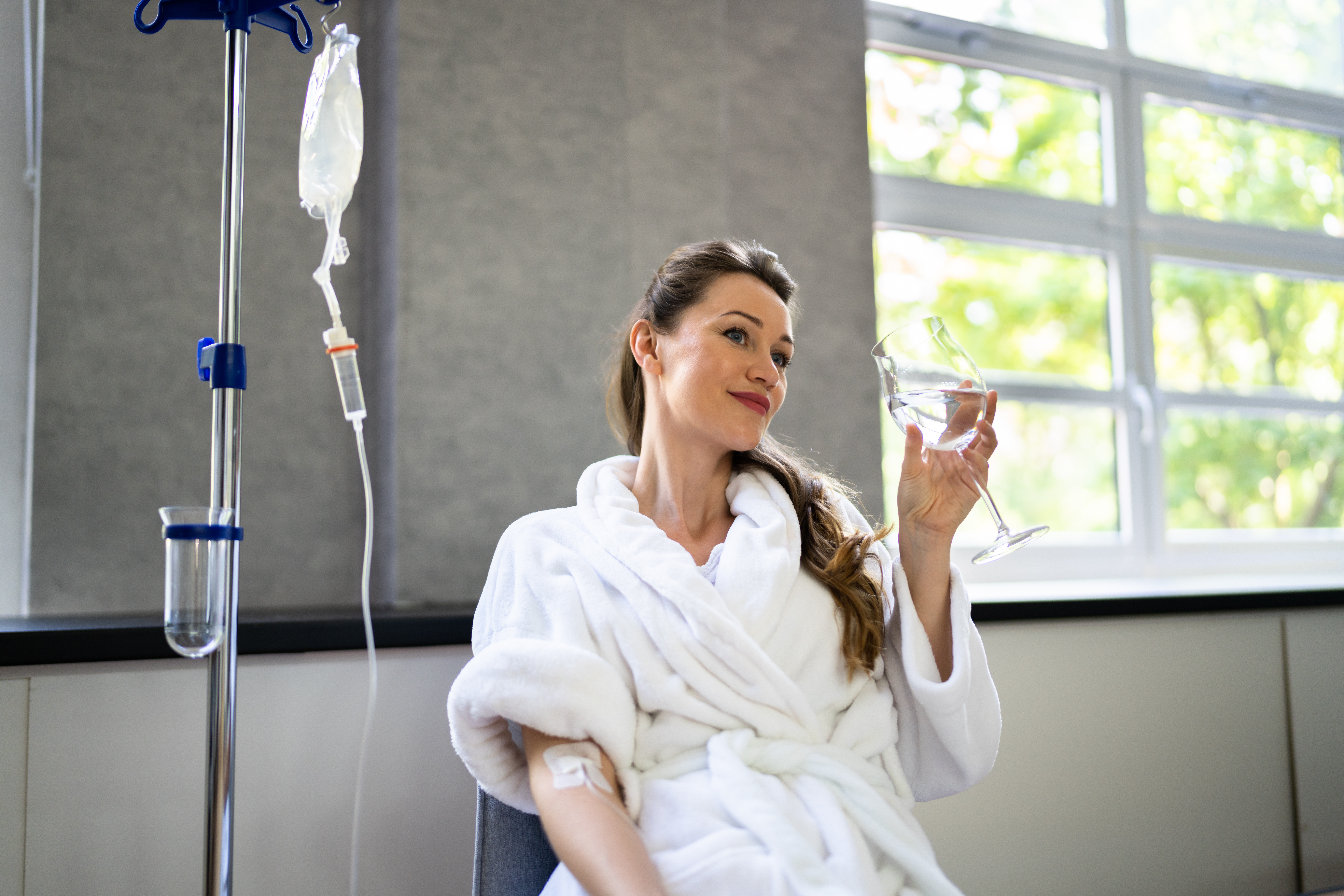 A woman getting iv therapy